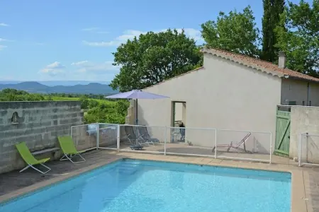 Le Chêne, Villa simpliste à Barjac avec piscine - Photo 7