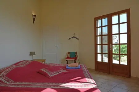 Le Chêne, Villa simpliste à Barjac avec piscine - Photo 11