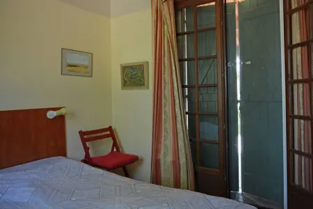 Le Chêne, Villa simpliste à Barjac avec piscine - Photo 14