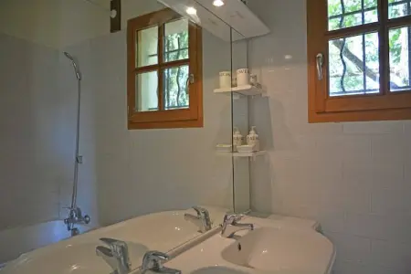 Le Chêne, Villa simpliste à Barjac avec piscine - Photo 16