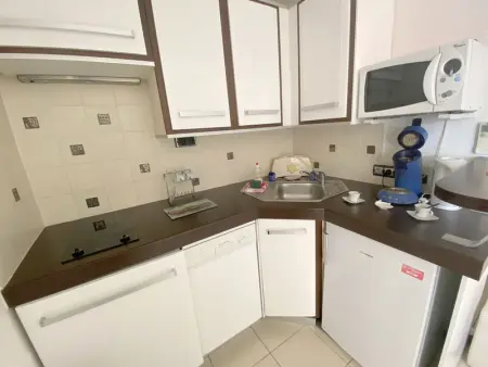 Appartement climatisé avec piscine et parking sécurisé - Cap d'Agde - Photo 3