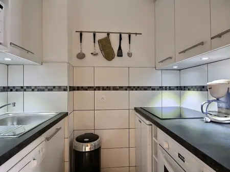 Bel appartement calme, rénové, balcon, 3 chambres, WiFi, Plagne Villages - Photo 4