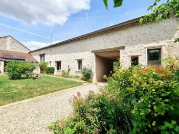 Agriturismo a Arronville,Gîte de charme avec jardin, idéal pour randonnées et cyclistes, à Arronville FR-1-649-15 N°840895