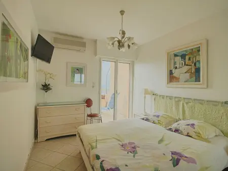 Appartement climatisé avec terrasse à Ajaccio, Appartement 4 personnes à Ajaccio - Photo 10