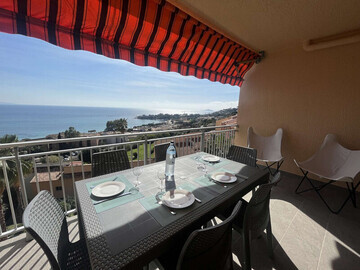 Location Appartement à Ajaccio,Studio cosy avec vue mer, grande terrasse, à 350m de la plage – Clim & Wifi, Ajaccio FR-1-61-542 N°996838