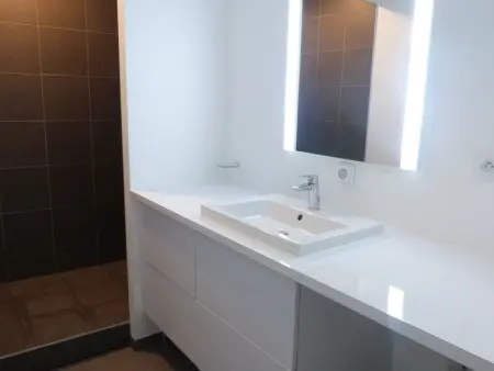 Appartement plage, piscine, balcon, animaux, parking - Photo 11