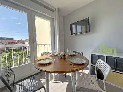 Appartement in Berck Plage, Studio 27m² proche mer avec balcon, parking et ascenseur - tout confort ! - L890929