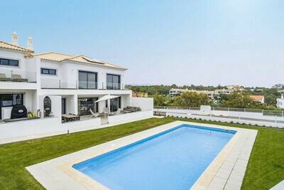 Elegant Quinta do Lago Luxury Villa by Ideal Homes, Villa 8 personnes à Almancil 817979