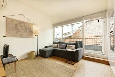 Galerias Haute Couture Nightlife Flat, Apartment 4 persons in Porto 403699