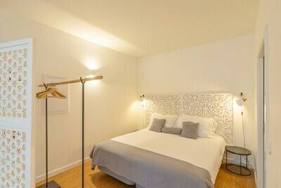 Cashmere Nightlife Studio 102, Apartment 3 persons in Porto 403700