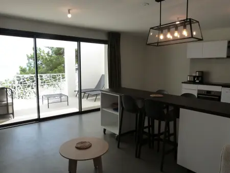 Appartement luxe 4 pers, bord de mer, balcon, piscine, animaux admis, parking, WiFi - Photo 5