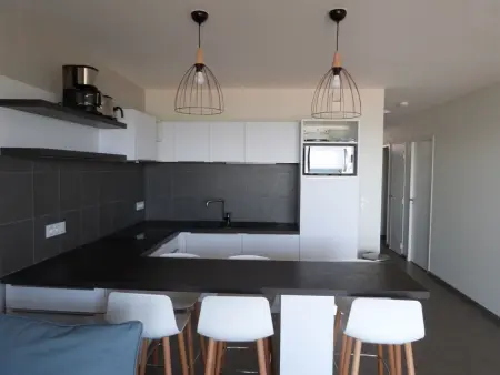 Appartement 2-6 pers, 2 ch, balcon, piscine, accès plage, parking - Photo 3