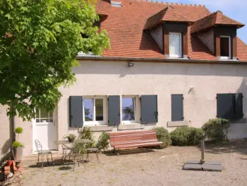 Gite à Besson,Gîte cosy avec terrasse et WiFi - 2 ch, 4 pers à Besson FR-1-489-355 N°841288