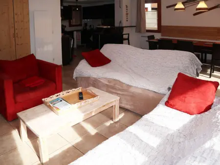 Superbe chalet pour 10 pers. avec piscine, sauna, cheminée, terrasse, skis aux pieds - Les Orres 1800 - Photo 3