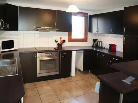 Superbe chalet pour 10 pers. avec piscine, sauna, cheminée, terrasse, skis aux pieds - Les Orres 1800 - Photo 4