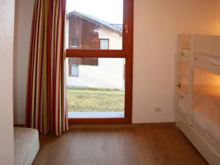 Superbe chalet pour 10 pers. avec piscine, sauna, cheminée, terrasse, skis aux pieds - Les Orres 1800 - Photo 7