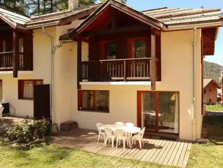 Superbe chalet pour 10 pers. avec piscine, sauna, cheminée, terrasse, skis aux pieds - Les Orres 1800 - Photo 17