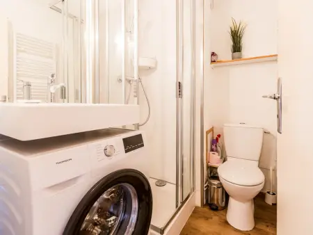 Montchavin: Studio cabine rénové équipé 3/4 pers, parking, proche pistes et commerces - Photo 4