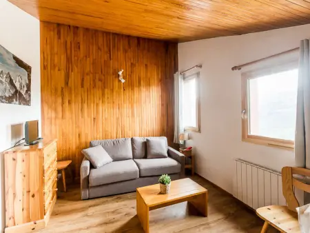 Montchavin: Studio cabine rénové équipé 3/4 pers, parking, proche pistes et commerces - Photo 5