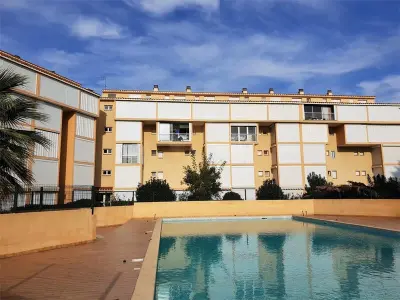 Appartement à Argelès sur Mer, Appartement T2 à Argelès-sur-Mer - Proche plage, parking privé, loggia sud, 4 couchages - L943467