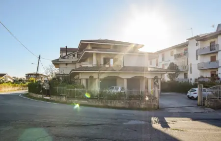 Location Appartement 4 personnes à Ricadi - Photo 4