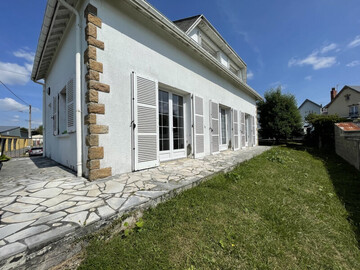 Maison Individuelle proche de la mer avec jardin, terrasse et garage., Maison 7 personnes à Donville les Bains FR-1-361-425