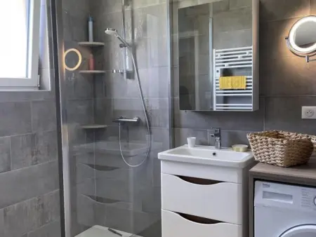 Gîte rénové à Pierrefitte-sur-Loire, cadre champêtre - Photo 7