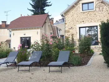 Yvelines, Agriturismo a Senlisse, Gîte de Charme à Senlisse: Confort Haut de Gamme, Parc Arboré, Cheminée, Wifi Gratuit, Proche Châteaux FR-1-527-9 N°841930