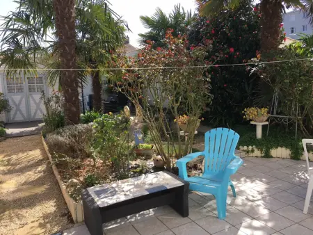 Rez-de-Jardin T3/4 avec Jardin, Parking Privé - Proche Plage et Centre-ville - Photo 1