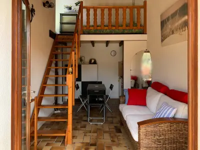 Appartement à Biscarrosse Plage, Maison 2 chambres à Biscarrosse Plage, à deux pas de la mer, avec terrasse, parking et ménage inclus - L891797