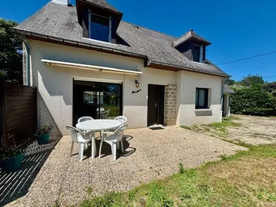 Villa à Saint Pierre Quiberon, Maison calme 5 pièces à Saint-Pierre-Quiberon, proche plage, jardin clos, pour 8 personnes - N°842395