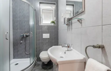 Location Maison 16 personnes à Bibinje - Photo 31