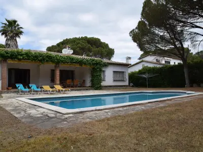 Villa à Santa Cristina d'Aro, Villa Palenque à Santa Cristina d'Aro - Piscine Privée, Proche Plages de la Costa Brava, Animaux Acceptés - L842480