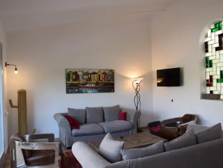 Magnifique Villa Mimosa à Santa Cristina d'Aro avec Piscine Privée et Proche de la Mer - Photo 12