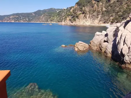 Appartement avec piscine, accès direct à la mer, parking, wifi, balcon à Sant Feliu de Guíxols - Photo 18