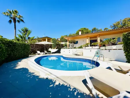 Magnifique Villa avec Piscine Privée à Santa Cristina d'Aro, Costa Brava - Photo 17