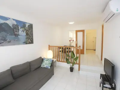 Appartement à Salou, Bel Appartement à Salou à 300m de la Plage avec Terrasse et Parking Privé - L891898