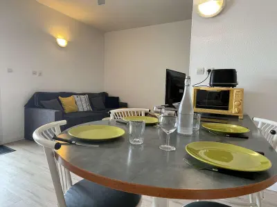 Appartement in La Rochelle, Duplex avec Piscine, Balcons et Parking à La Rochelle, 2 Ch, 4 Couchages - L891920