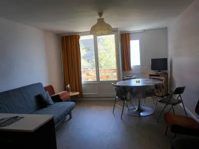 Appartement à Orcières Merlette, Studio cosy 27m², 4 pers, au cœur d'Orcières, proche pistes et commerces, balcon Est, animaux acceptés - L891929