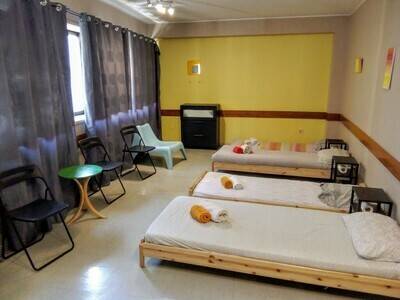 City Drops Hostel - Batalha Room, Appartement 6 personnes à Porto 895592