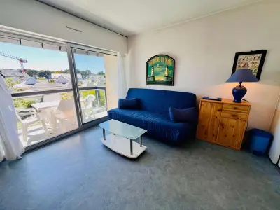 Appartement à Quiberon, Quiberon : Charmant T2 avec piscine, terrasse, parking, proche plage - 4 pers. - L892007