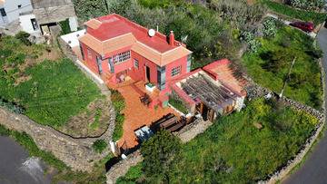 Casa rural,chimenea,vistas mar,El Teide y Gomera, Chalet 8 personnes à Isora 895888
