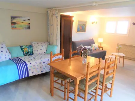 Maison 7 pièces avec WIFI à 5 min de la mer, Fort-Bloqué, jardin, animaux acceptés, pouvant accueillir 12 pers - Photo 13