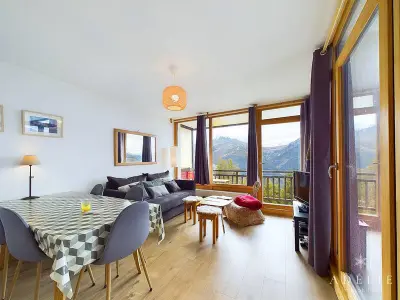 Appartement à Montvalezan La Rosière, Appartement Scandinave, 3 pièces, 50m², proche pistes et commerces, avec balcons et parking - L892046