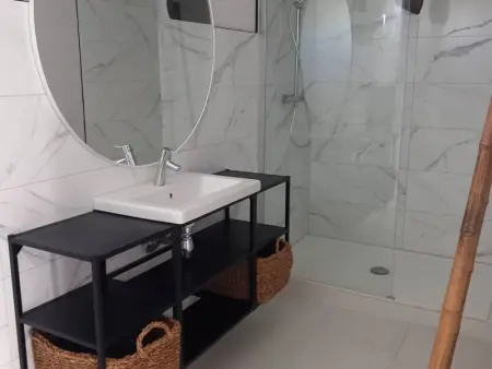 Maison idéale à Mendionde pour 8 personnes, avec grand jardin et équipements modernes - Photo 16