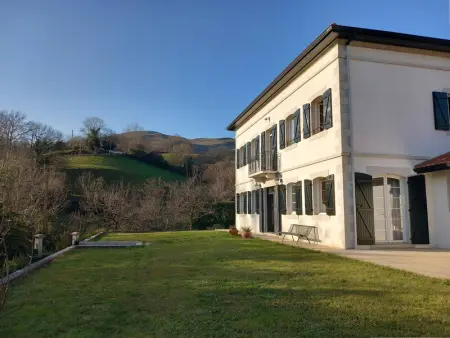 Maison idéale à Mendionde pour 8 personnes, avec grand jardin et équipements modernes - Photo 18