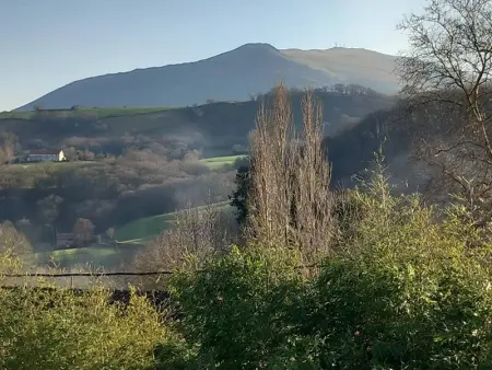 Maison idéale à Mendionde pour 8 personnes, avec grand jardin et équipements modernes - Photo 21