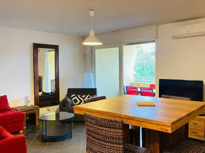 Appartement à Calvi, Appartement cosy avec clim, WiFi, parking, à 250m plage et 2km Citadelle, Calvi - L892091