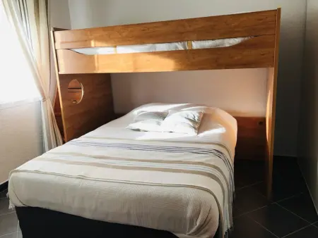 Appartement cosy avec clim, WiFi, parking, à 250m plage et 2km Citadelle, Calvi - Photo 3