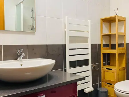 Appartement cosy avec clim, WiFi, parking, à 250m plage et 2km Citadelle, Calvi - Photo 4